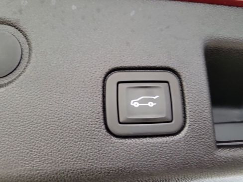 Certified 2021 Chevrolet Equinox LT image 19