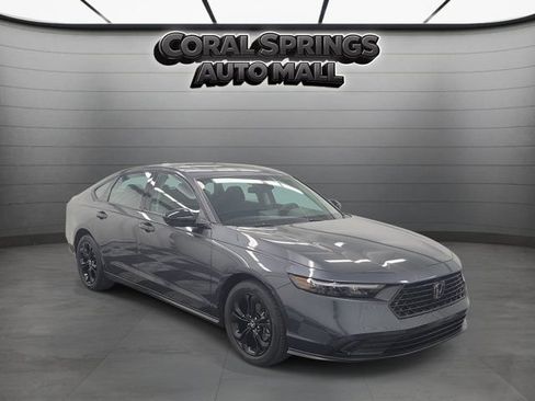 Used 2025 Honda Accord SE image 1