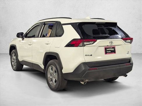 New 2025 Toyota RAV4 LE image 8