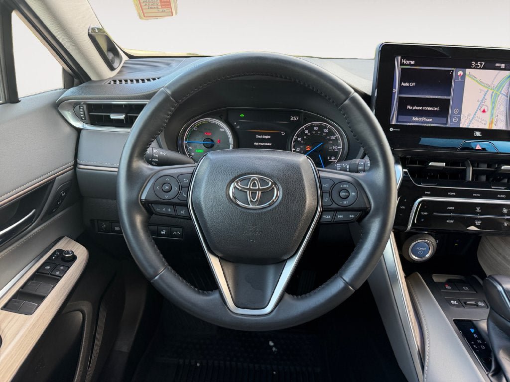 Used 2021 Toyota Venza XLE w/ Softex Package AWD/4WD image 14
