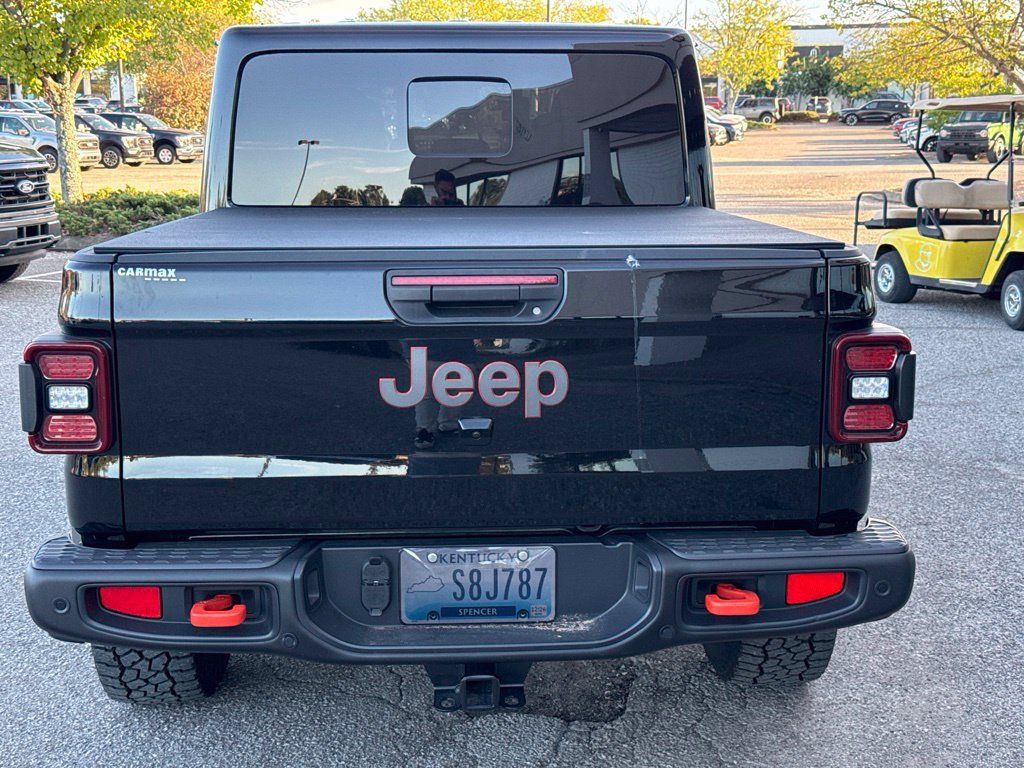 Used 2025 Jeep Gladiator Mojave AWD/4WD image 13