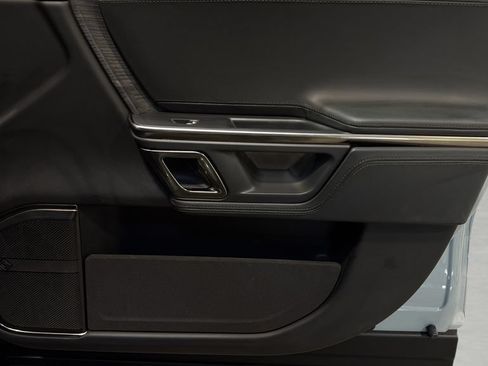 Used 2024 Rivian R1S Adventure AWD/4WD image 10