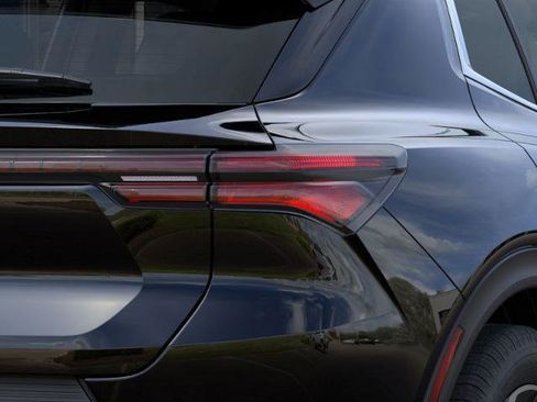 New 2026 Chevrolet Equinox EV LT image 11