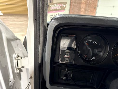 Used 1993 Dodge D/W Truck 350 image 24