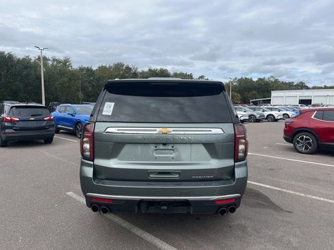 Used 2023 Chevrolet Suburban Premier image 6