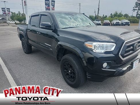 Used 2022 Toyota Tacoma SR5 w/ Technology Package RWD image 1