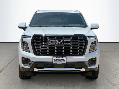 New 2026 GMC Yukon XL Denali Ultimate AWD/4WD image 2