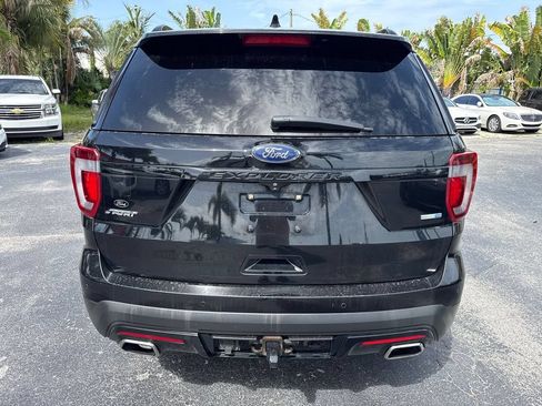 Used 2017 Ford Explorer Sport w/ Equipment Group 401A AWD/4WD image 5
