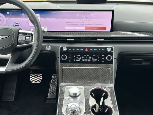 Certified 2025 Genesis GV80 3.5T e-SC image 11