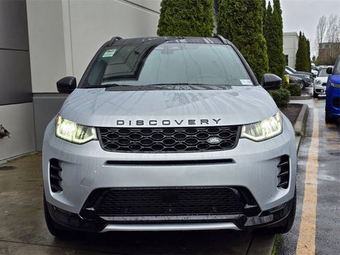 New 2025 Land Rover Discovery Sport Dynamic SE image 3