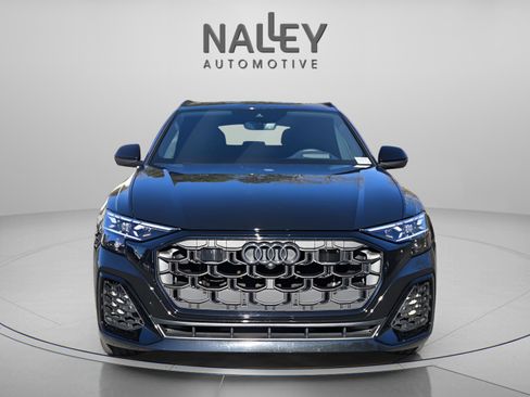 Used 2025 Audi Q8 Prestige w/ Prestige Package image 9