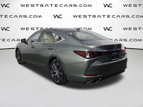 Used 2024 Lexus ES 350 w/ Premium Package image 5