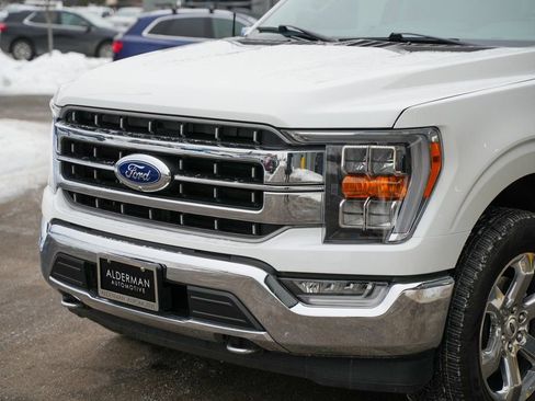 Used 2021 Ford F150 Lariat w/ Max Trailer Tow Package image 7