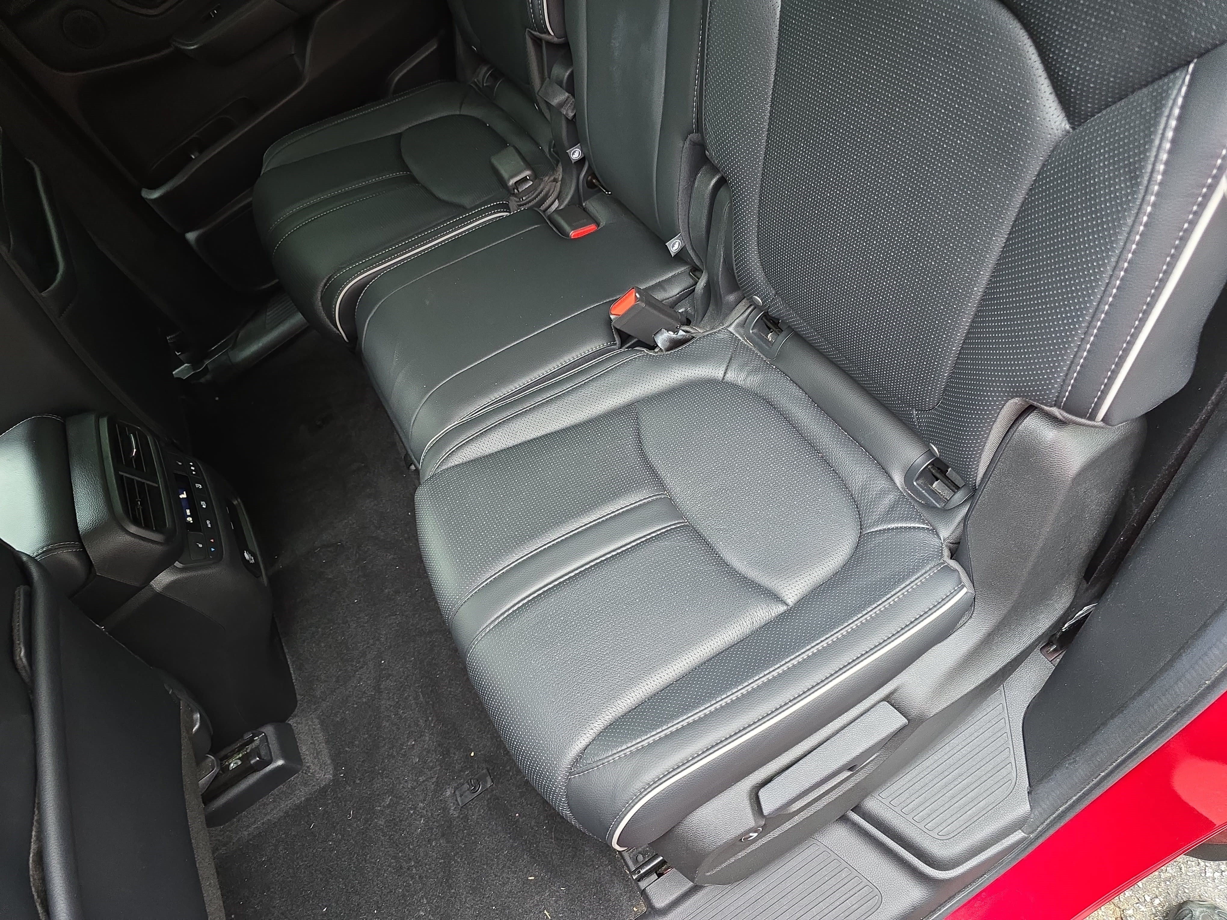 Used 2023 Honda Pilot Elite image 16
