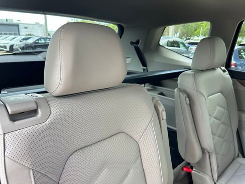 New 2026 Volkswagen Atlas SE FWD image 44
