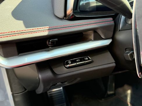 Certified 2025 Chevrolet Corvette Stingray Preferred Cpe w/ Z51 Performance Package RWD image 27