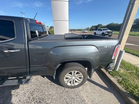 Used 2017 GMC Canyon SLT w/ Driver Alert Package AWD/4WD image 5