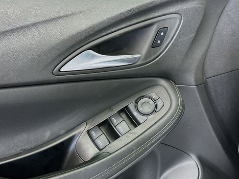 Used 2024 Buick Encore GX Preferred image 15