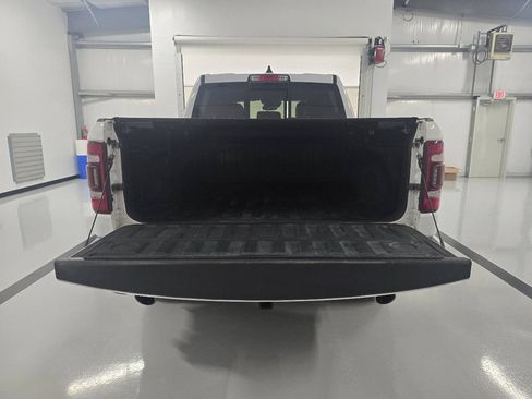 Used 2023 RAM 1500 Laramie AWD/4WD image 9