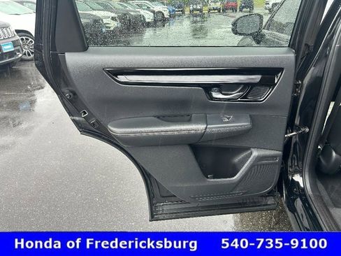 Used 2024 Honda CR-V Sport Touring image 11