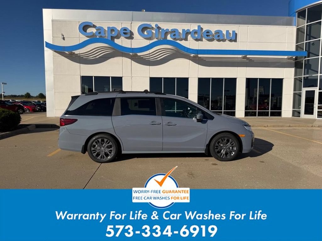 New 2027 Honda Odyssey Touring image 1