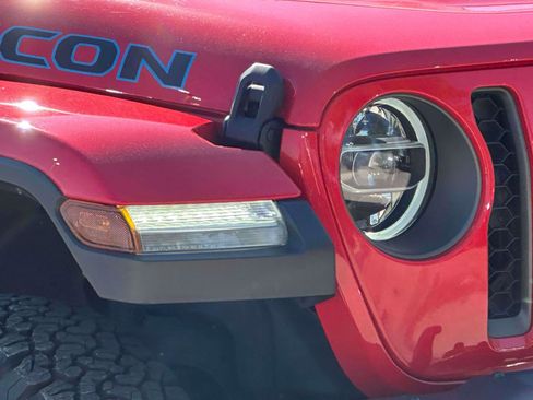 Used 2021 Jeep Wrangler Unlimited Rubicon 4xe w/ Dual Top Group image 8