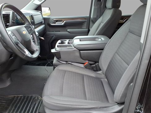 Used 2023 Chevrolet Silverado 1500 LT image 15