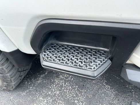 Used 2020 GMC Sierra 3500 Denali w/ Denali Ultimate Package image 39