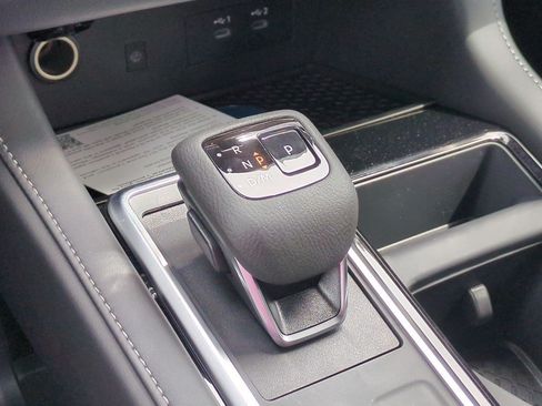 New 2026 Nissan Pathfinder SL w/ SL Premium Package FWD image 25