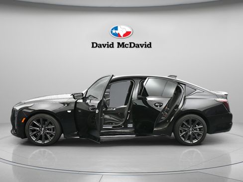 Used 2025 Cadillac CT5 Sport image 9