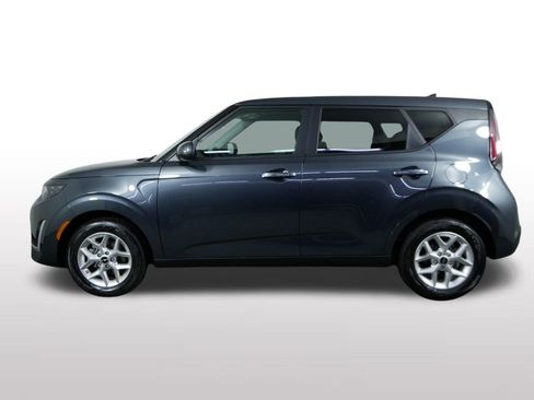 Certified 2025 Kia Soul LX image 6