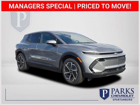 New 2026 Chevrolet Equinox EV LT image 1