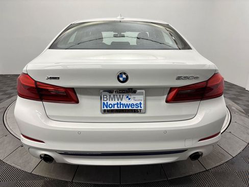 Used 2020 BMW 530e xDrive AWD/4WD image 15