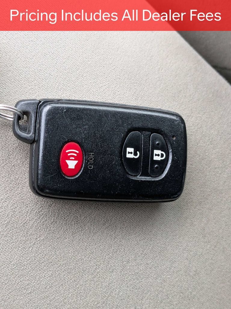 Used 2013 Toyota Prius Three FWD image 30