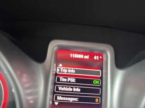 Used 2014 Dodge Journey SXT w/ Flexible Seating Group image 2