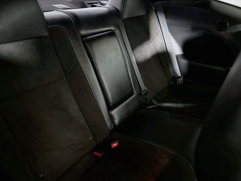 Used 2017 Dodge Challenger R/T Scat Pack RWD image 37