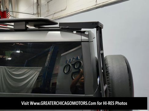 Used 2023 Land Rover Defender 130 SE AWD/4WD image 21