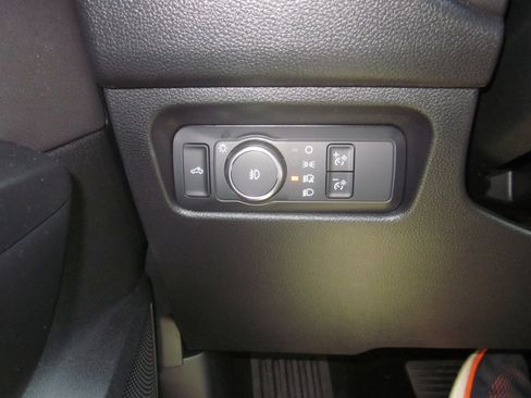 New 2025 Ford Ranger Lariat w/ Chrome Accent Package image 23