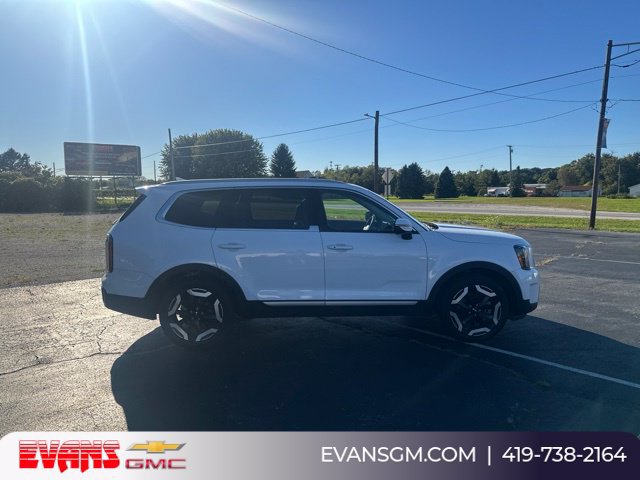 Used 2024 Kia Telluride EX FWD image 1