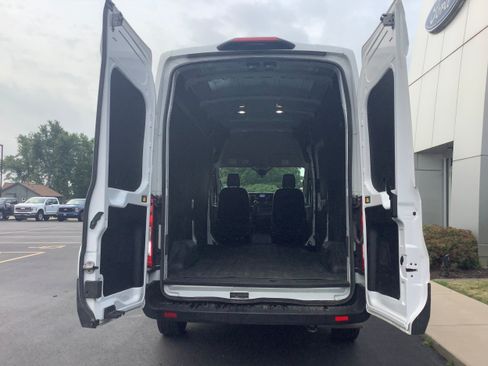 Used 2025 Ford Transit 250 148 High Roof AWD w/ Load Area Protection Package image 6