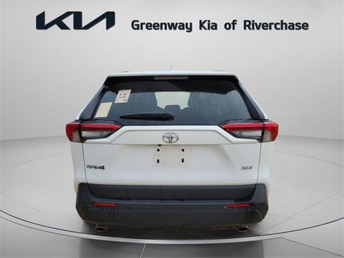 Used 2024 Toyota RAV4 XLE image 5