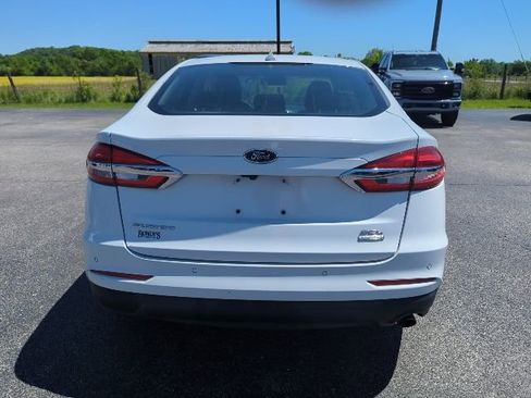 Used 2019 Ford Fusion SEL FWD image 29