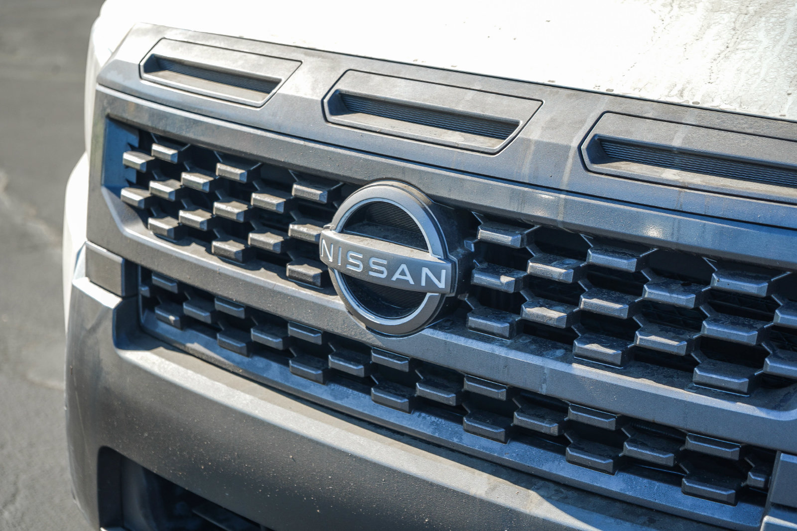 Used 2025 Nissan Frontier SV RWD image 9