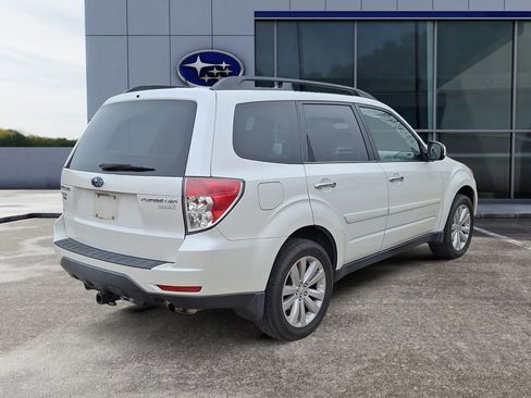 Used 2013 Subaru Forester 2.5X Premium image 6