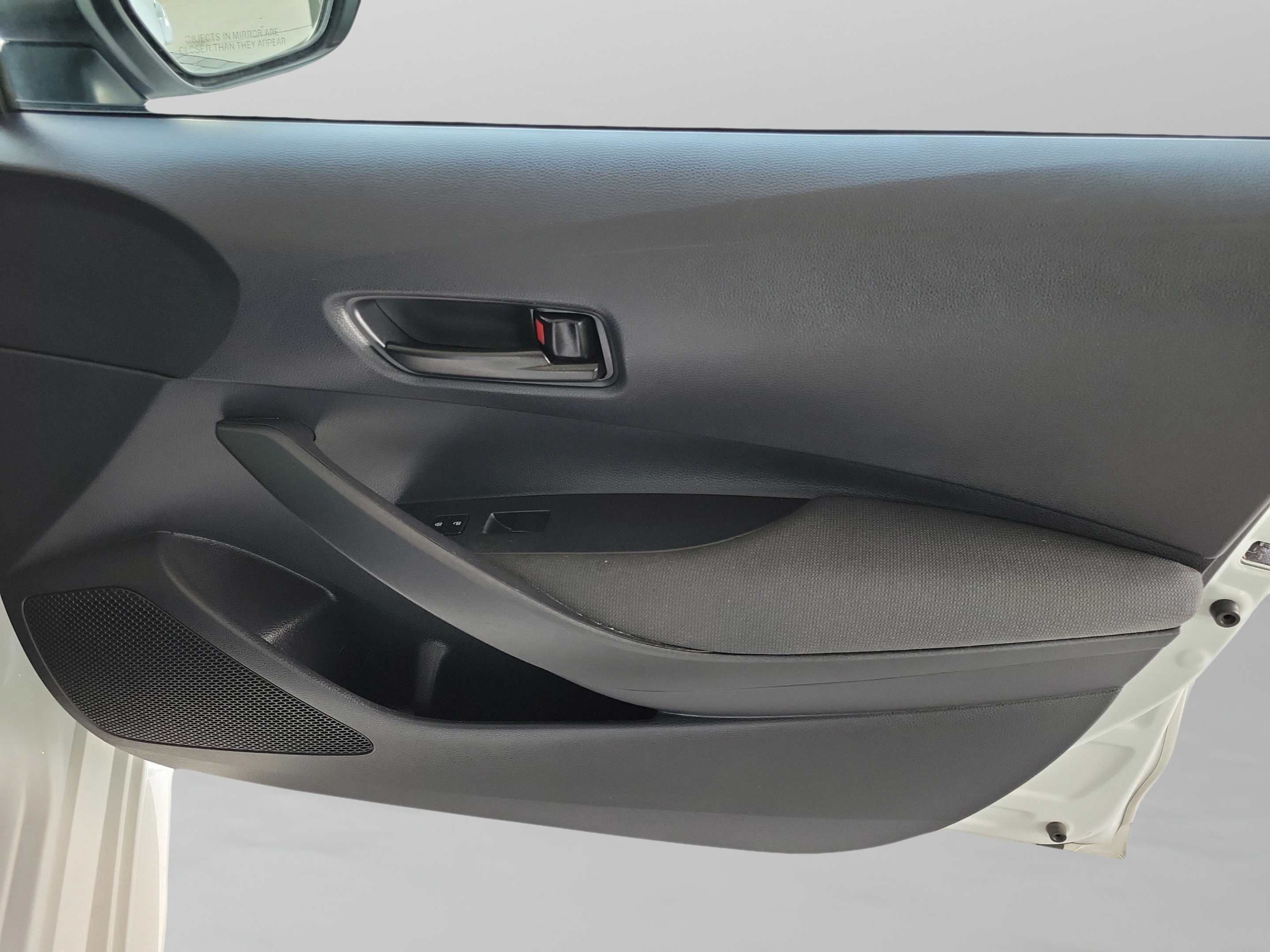 Used 2024 Toyota Corolla LE FWD image 30