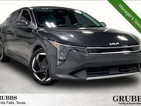 Used 2025 Kia K4 EX FWD image 1