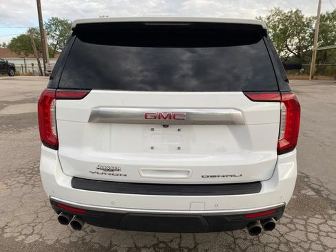 Used 2024 GMC Yukon Denali AWD/4WD image 5