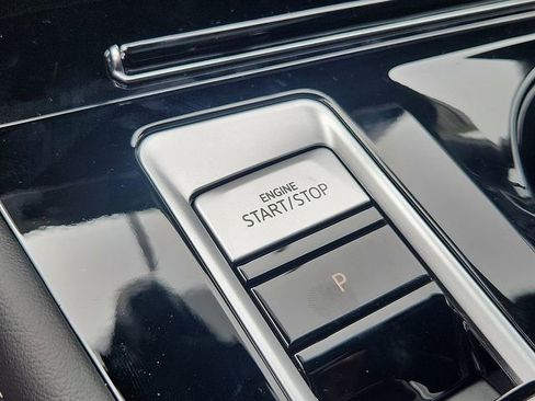 New 2026 Volkswagen Atlas Cross Sport SEL R-Line image 14