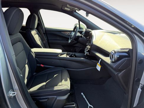 New 2026 Chevrolet Blazer EV LT FWD image 19