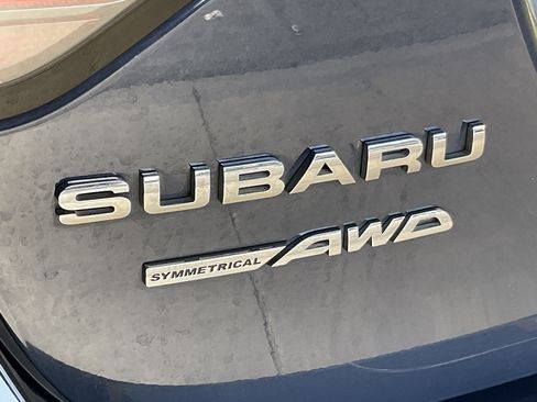 Used 2025 Subaru Legacy Premium AWD/4WD image 8